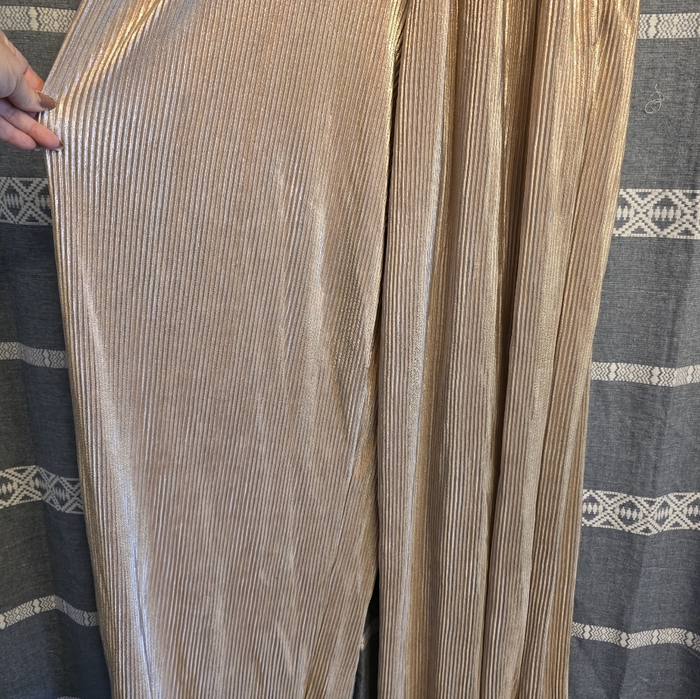 Stunning Rose Gold Venus Strapless Jumpsuit Size Small - Picture 3 of 6
